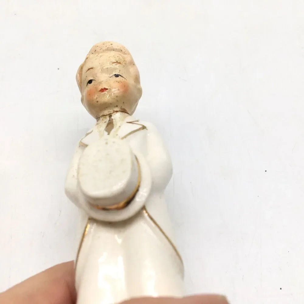 Vtg Porcelain Bride and Groom Wedding Topper White Gold 5” Japan READ Distressed
